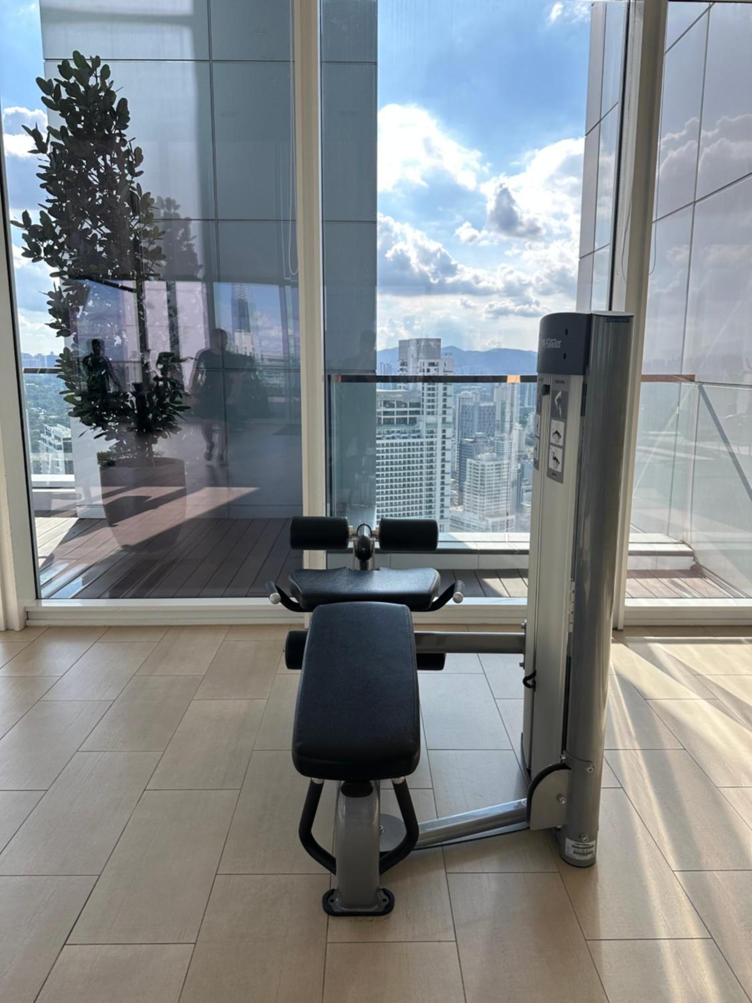 The Platinum Kuala Lumpur By Crown Suites Екстериор снимка