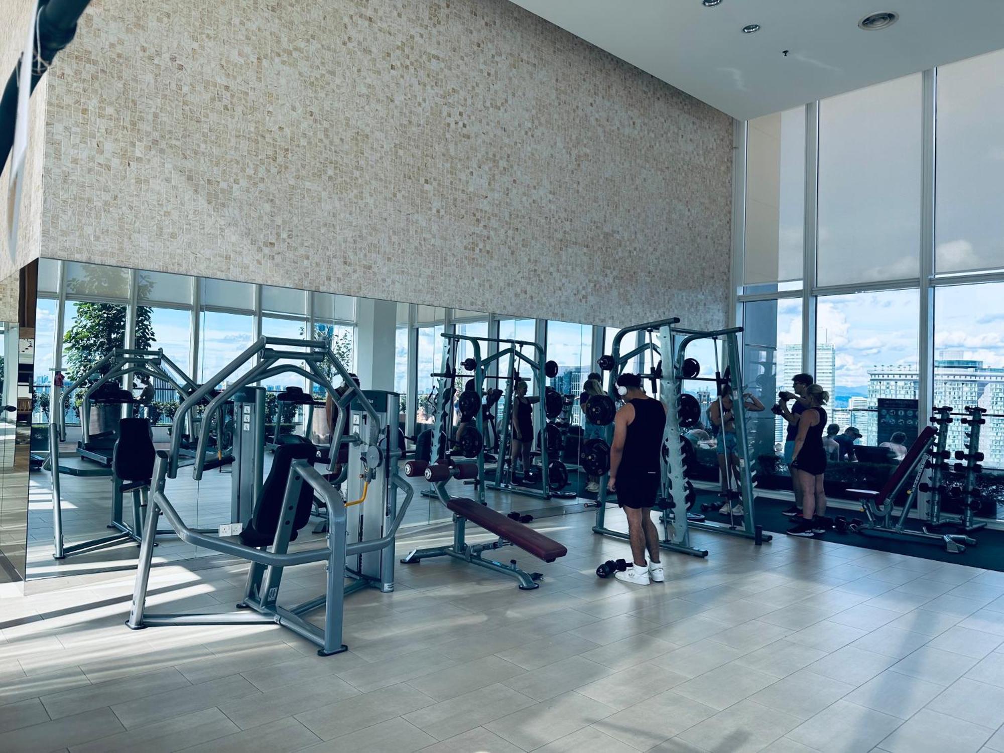The Platinum Kuala Lumpur By Crown Suites Екстериор снимка