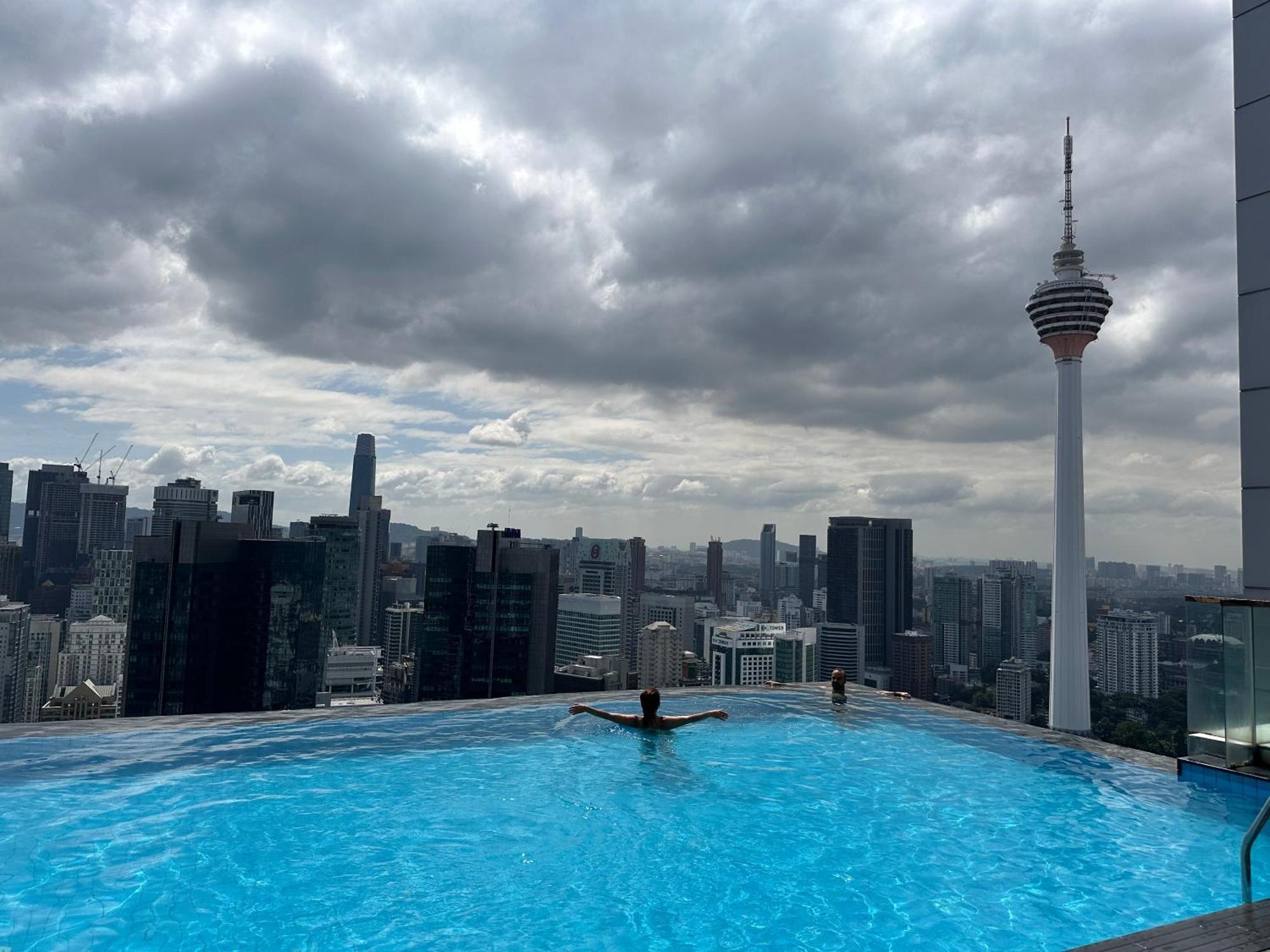 The Platinum Kuala Lumpur By Crown Suites Екстериор снимка